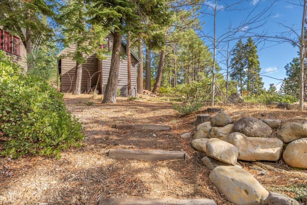 Coziest Cabin In Tahoe W Stone Fireplace Comfy Beds Close To Slopes & Lake Carnelian Bay Exterior foto